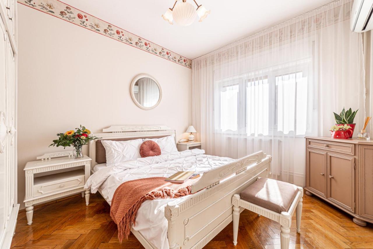 Nala Central Apartment Arad Extérieur photo